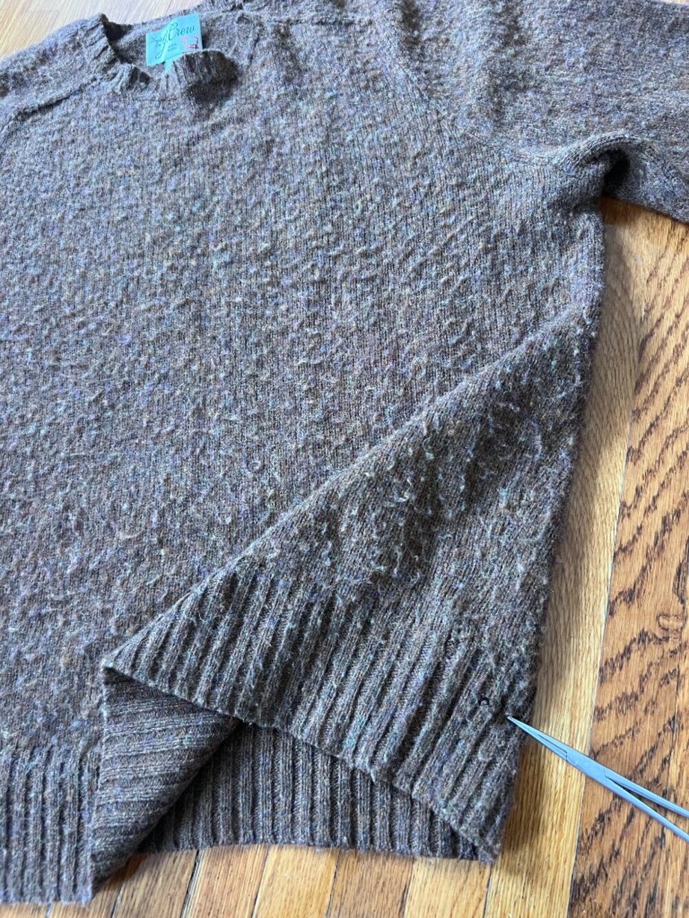 J.Crew Shaggy Dog 100% Wool Brown Saddle Sleeve Crewneck Sweater - Men's Large - Picture 7 of 8